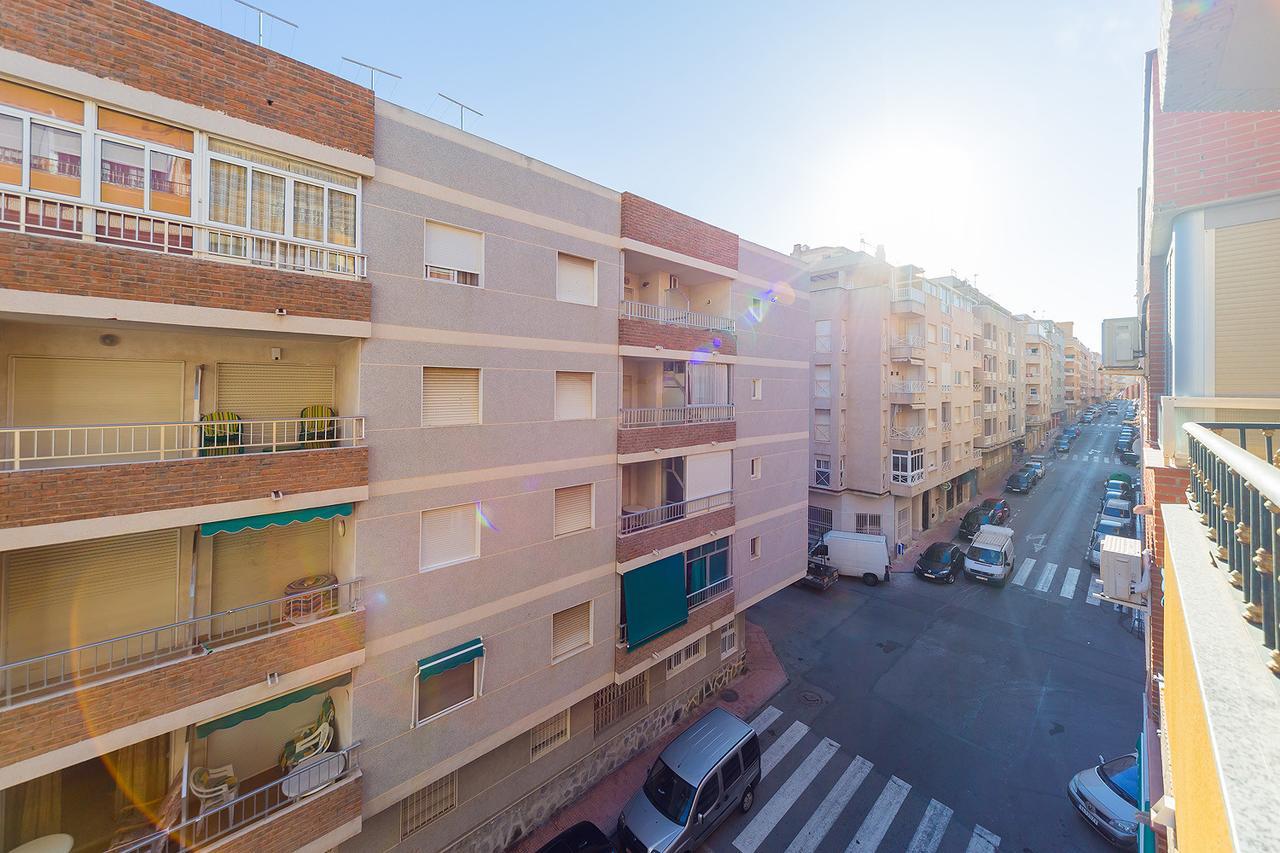 Alegria Id80 Apartman Torrevieja Kültér fotó