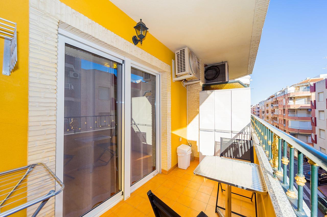 Alegria Id80 Apartman Torrevieja Kültér fotó